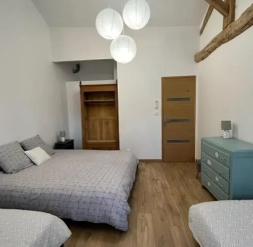 La Grange Des Colporteurs بيت للعطل