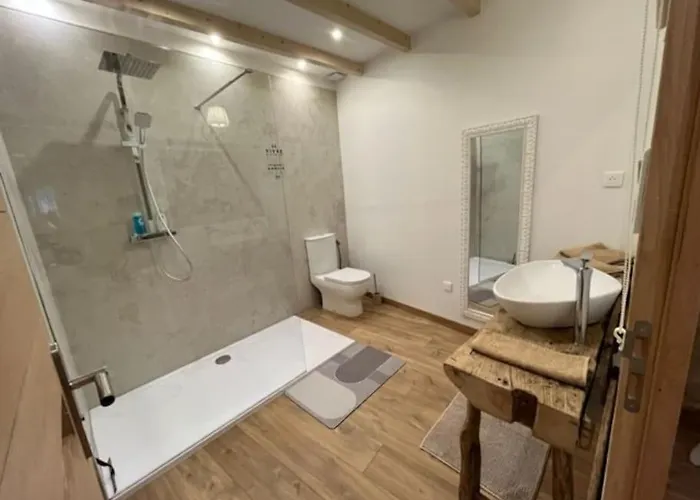 بيت للعطل La Grange Des Colporteurs *