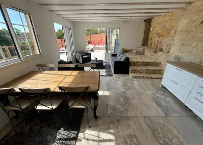 La Grange Des Colporteurs بيت للعطل *